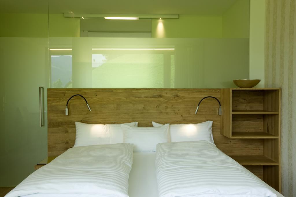 Hotel Alpenrose Ebnit ドルンビルン エクステリア 写真