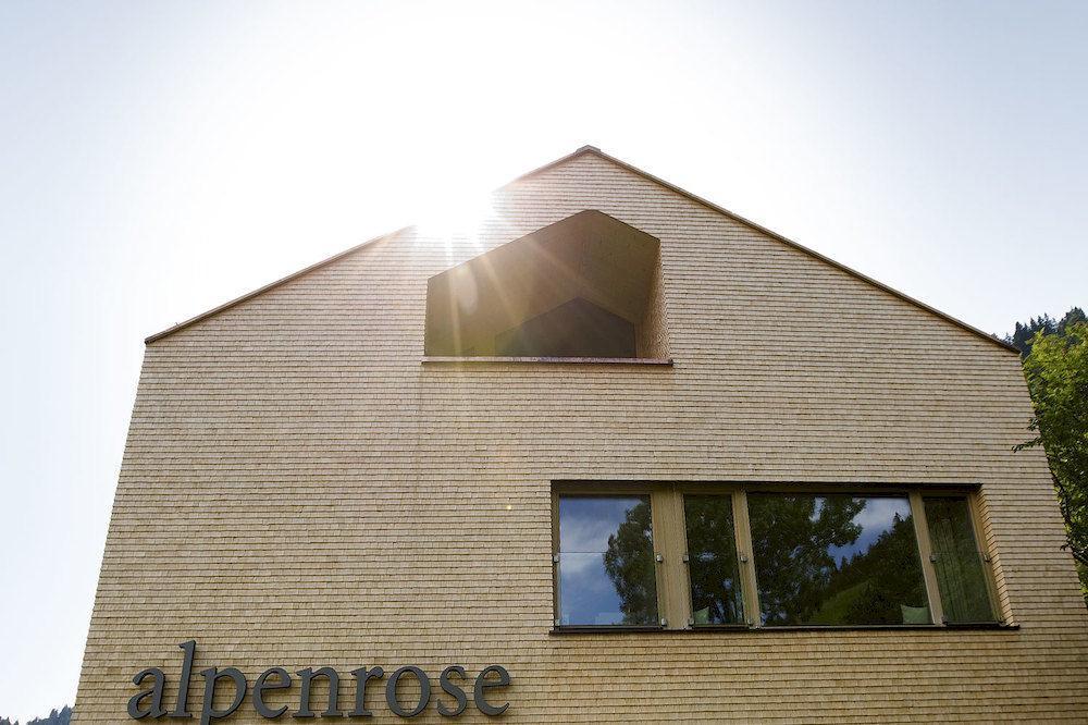 Hotel Alpenrose Ebnit ドルンビルン エクステリア 写真