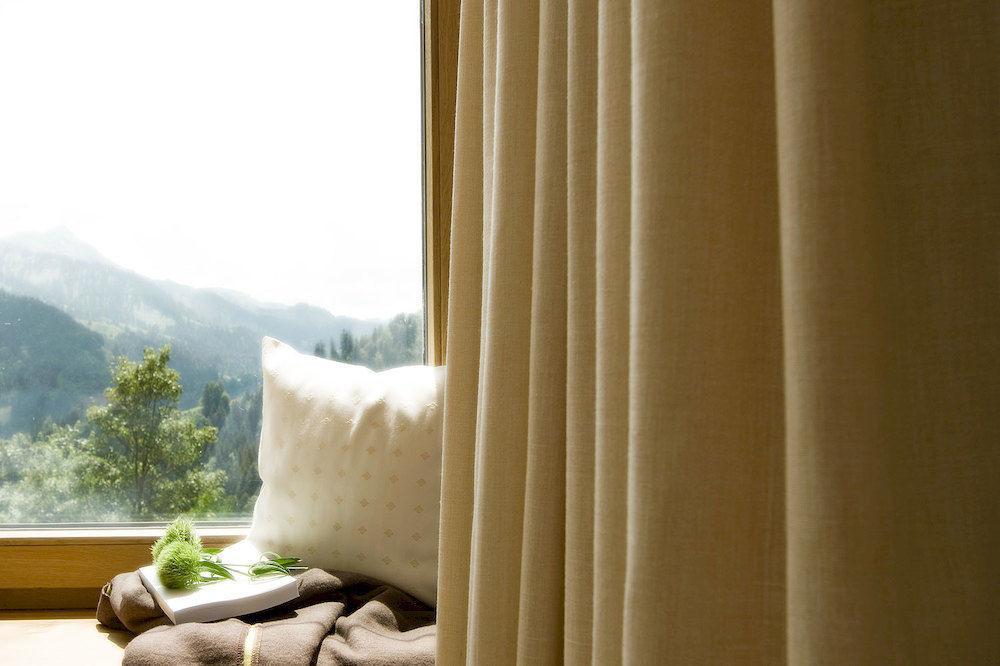 Hotel Alpenrose Ebnit ドルンビルン エクステリア 写真