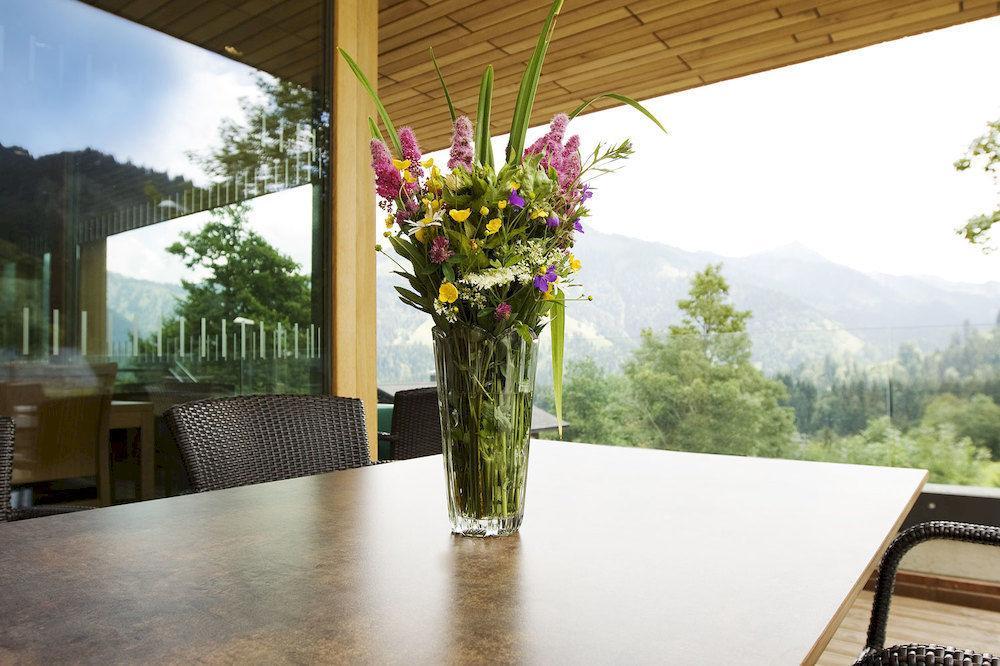 Hotel Alpenrose Ebnit ドルンビルン エクステリア 写真